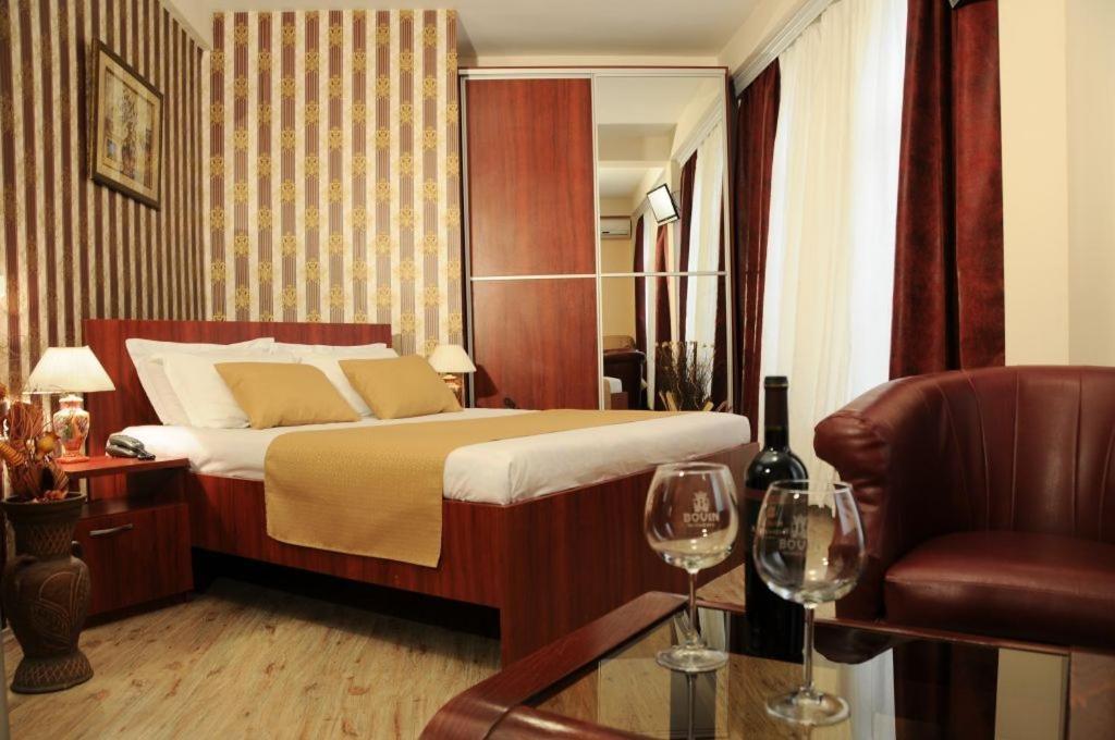 Hotel Royal Escópia Quarto foto